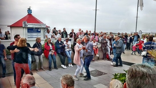 Strandparty auf der Prommenade